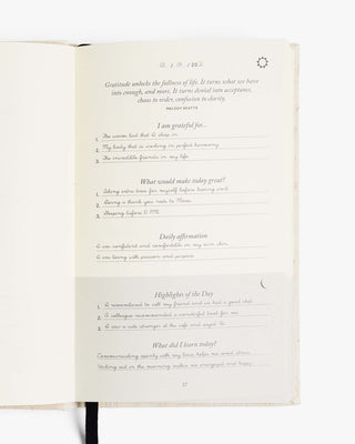 Journal 5 The Five Minute Journal® - Simplest, most effective way to be happier ...